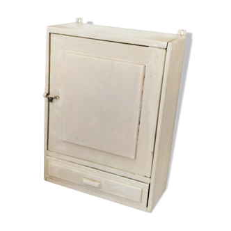 Vintage medicine cabinet