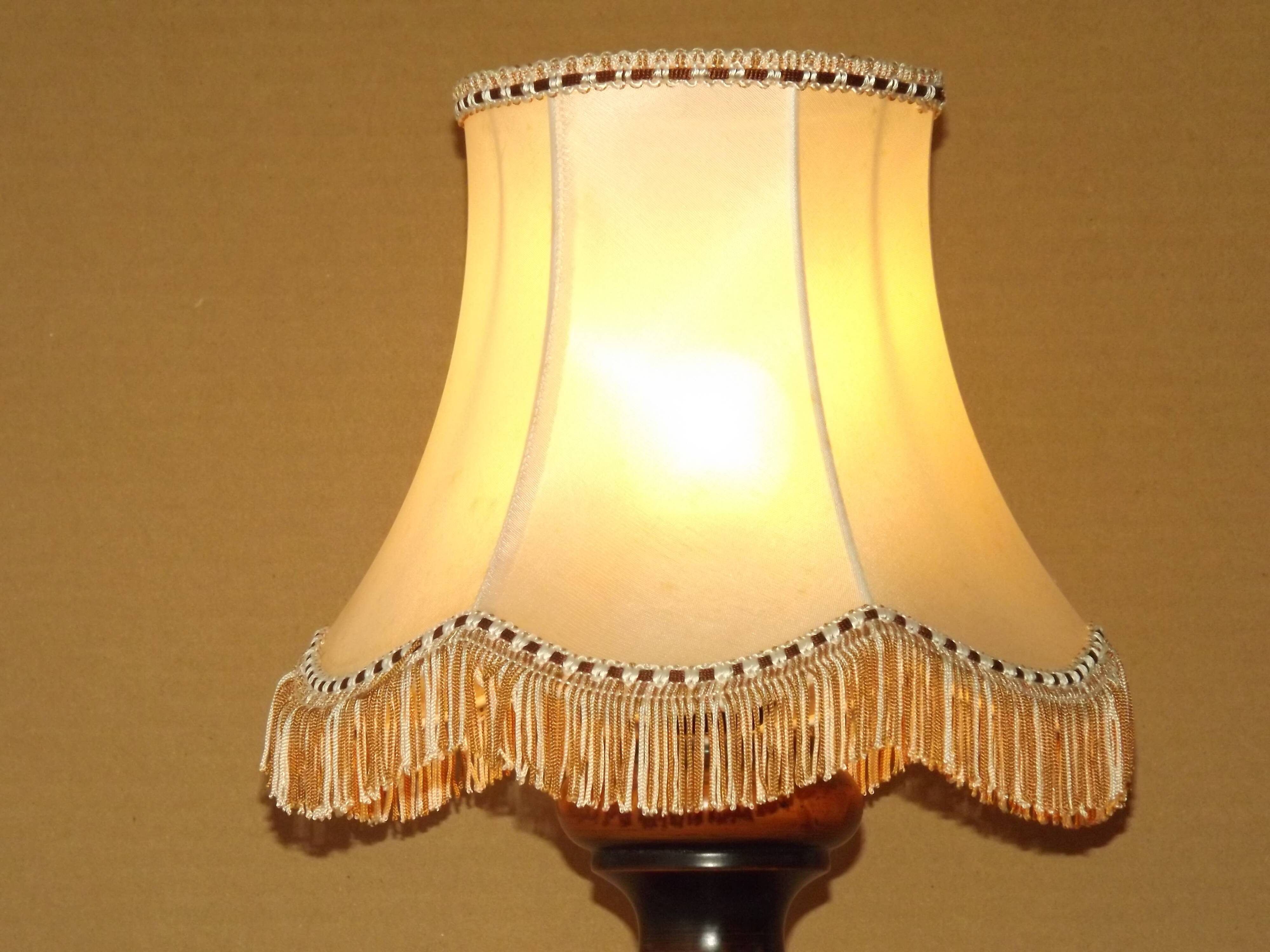 French Mid Century Round Turned Wood Table Lamp Cream Fringed Shade 5573
