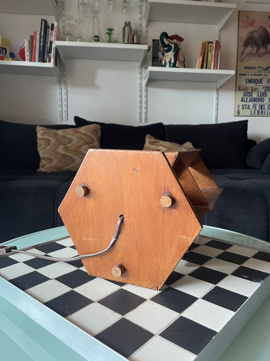 Lampe moderniste en bois - création d’ébénisterie artisanale 70’s