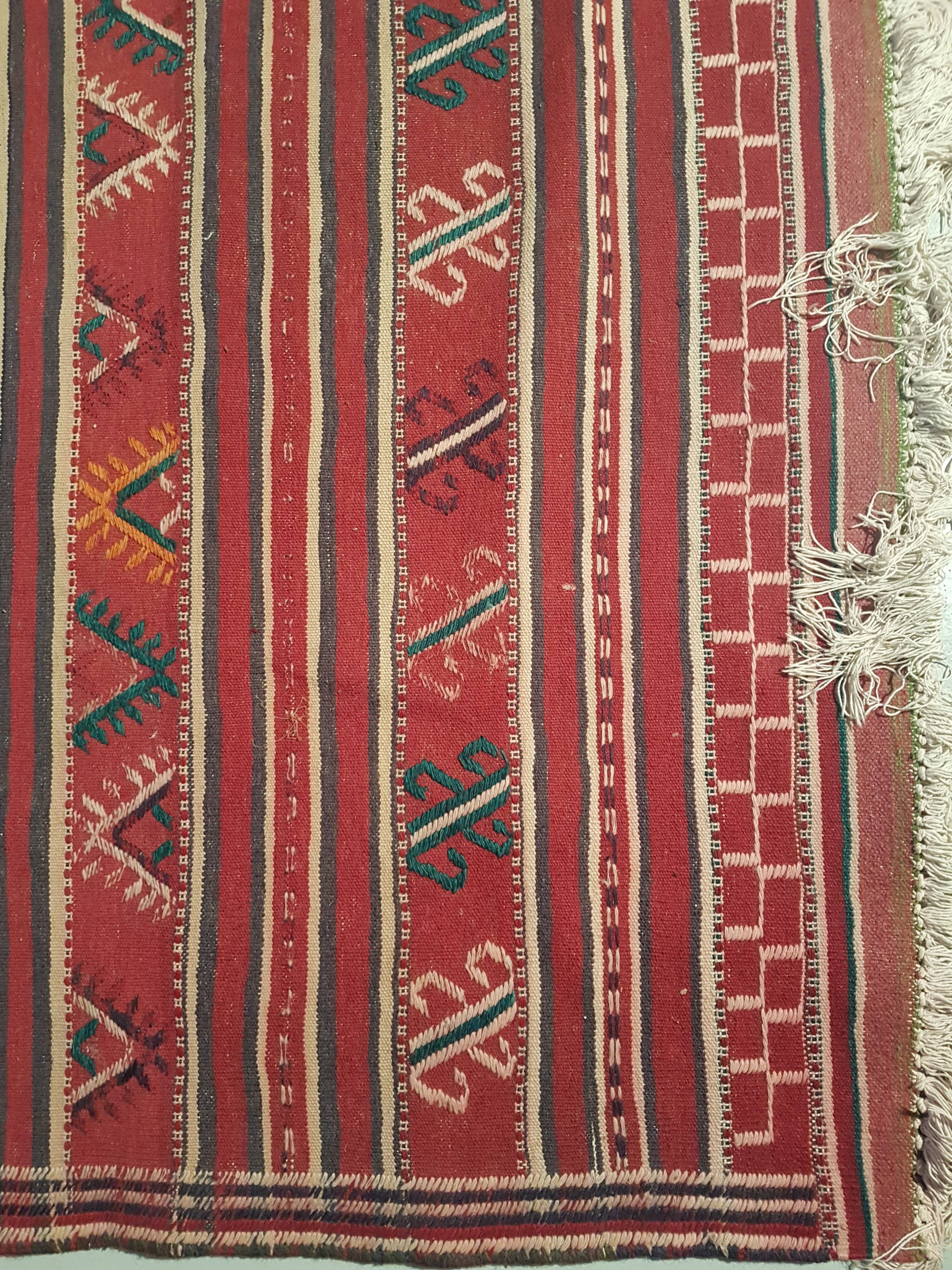 Handmade Iranian kilim carpet 100% wool - 249x141cm