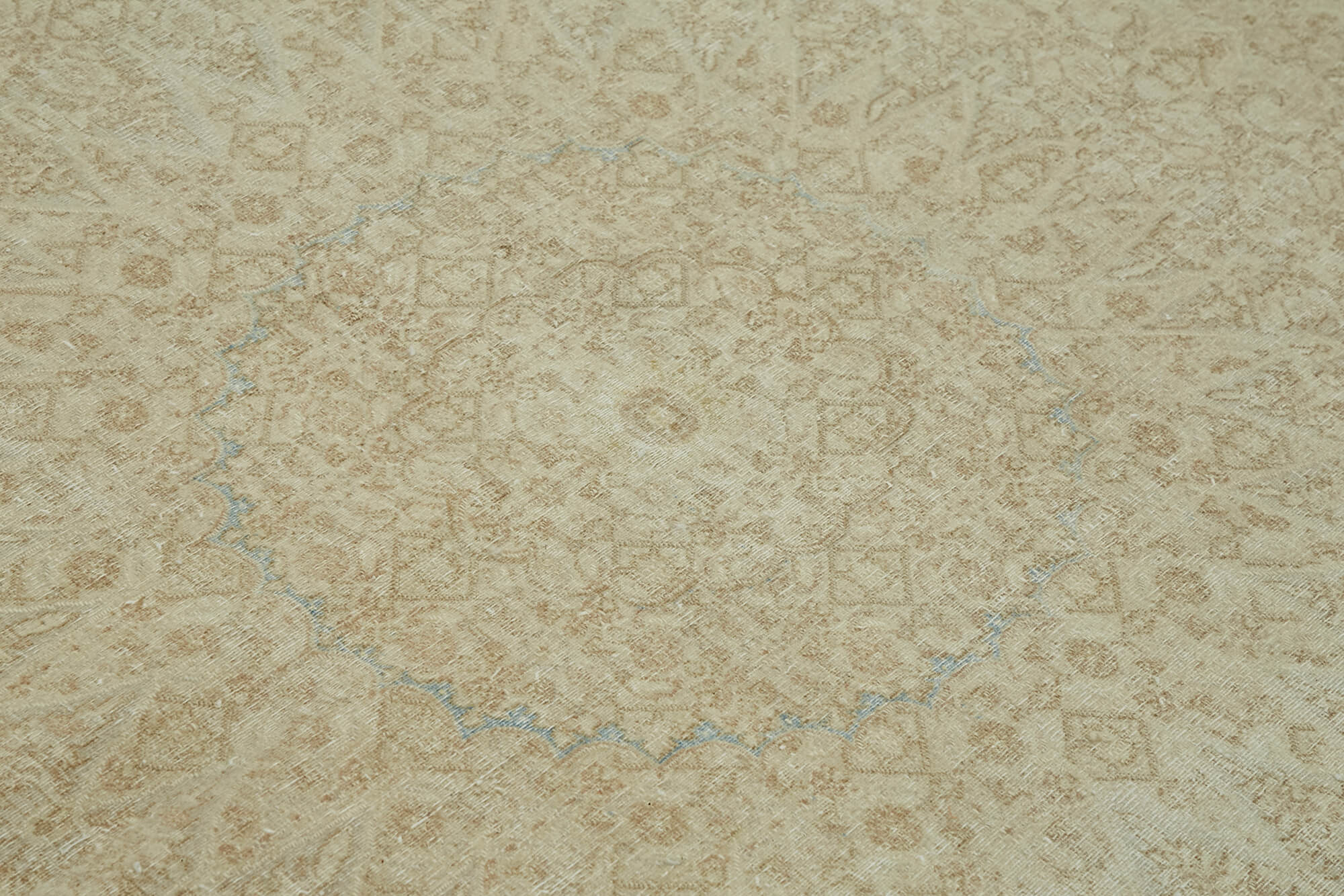 Hand-knotted persian vintage 1970s 211 cm x 286 cm beige wool carpet