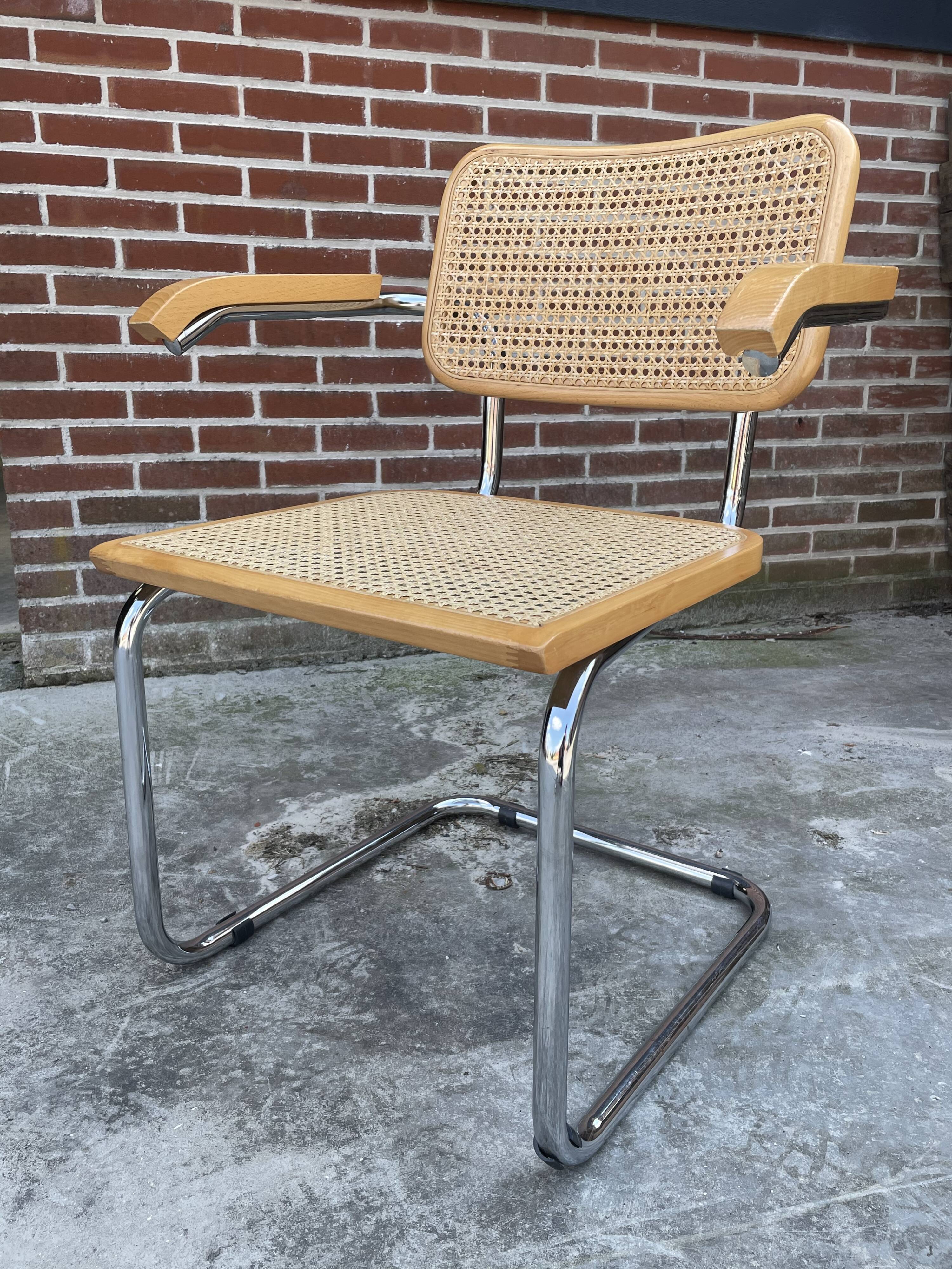 Chair model Cesca by Marcel Breuer with armrests B64