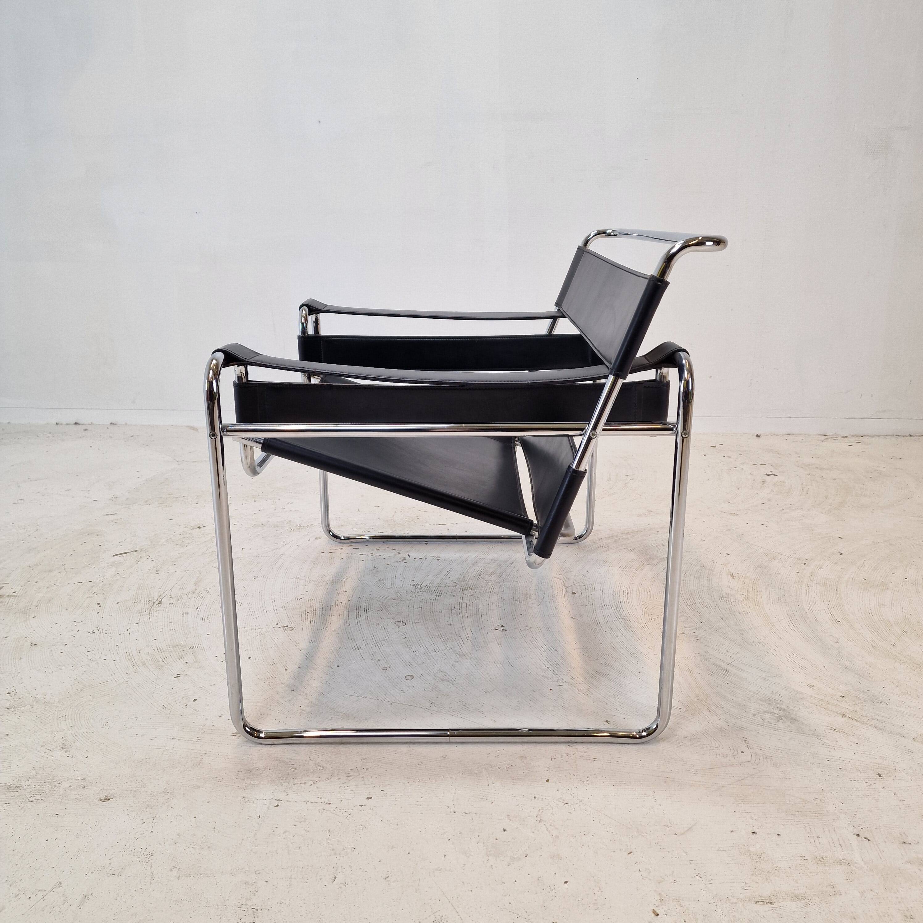 Set of 2 Wassily Chairs by Marcel Breuer