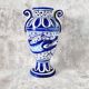 Vase en céramique du Portugal avec poisson mythologique