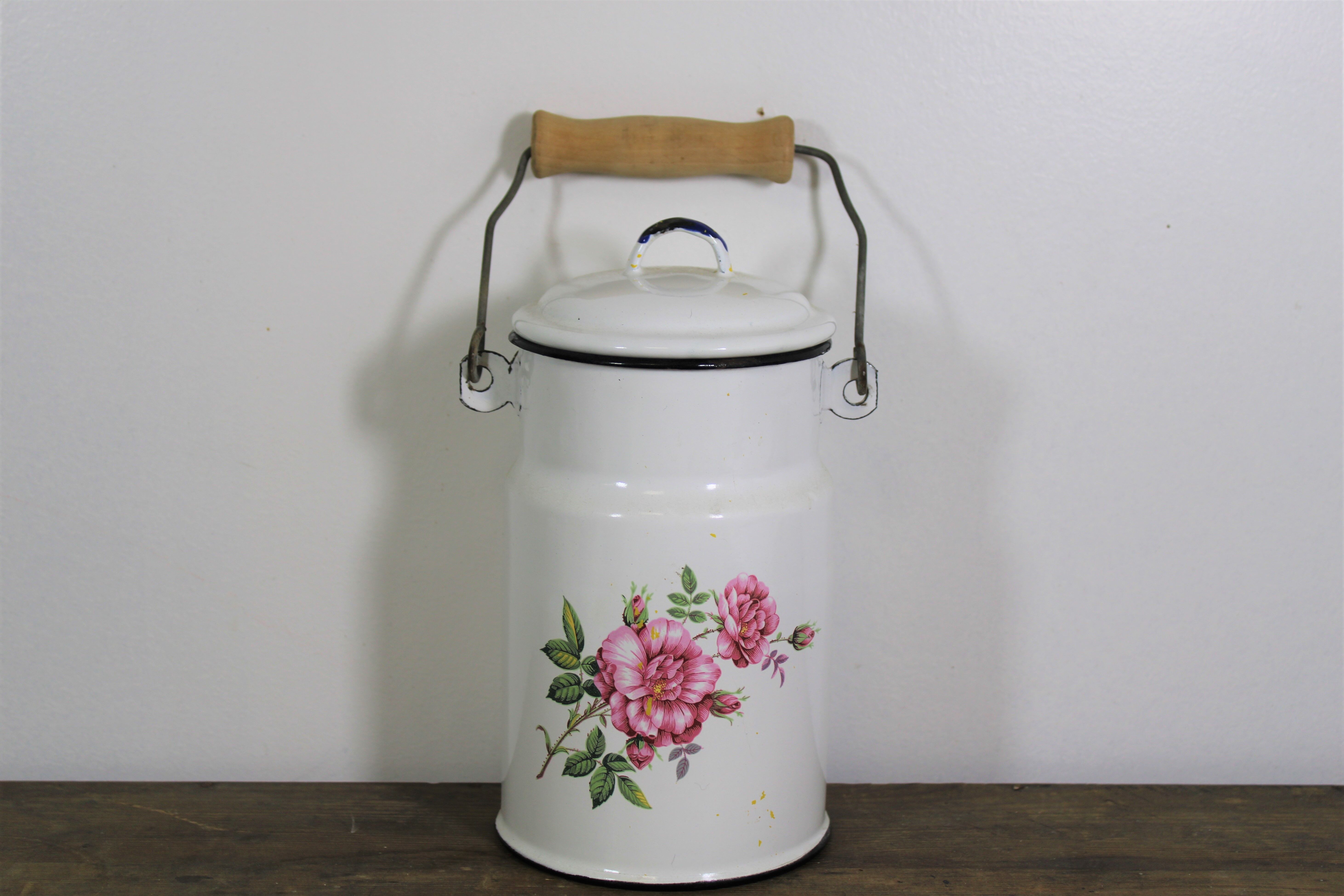 Enamelled sheet metal milk jar