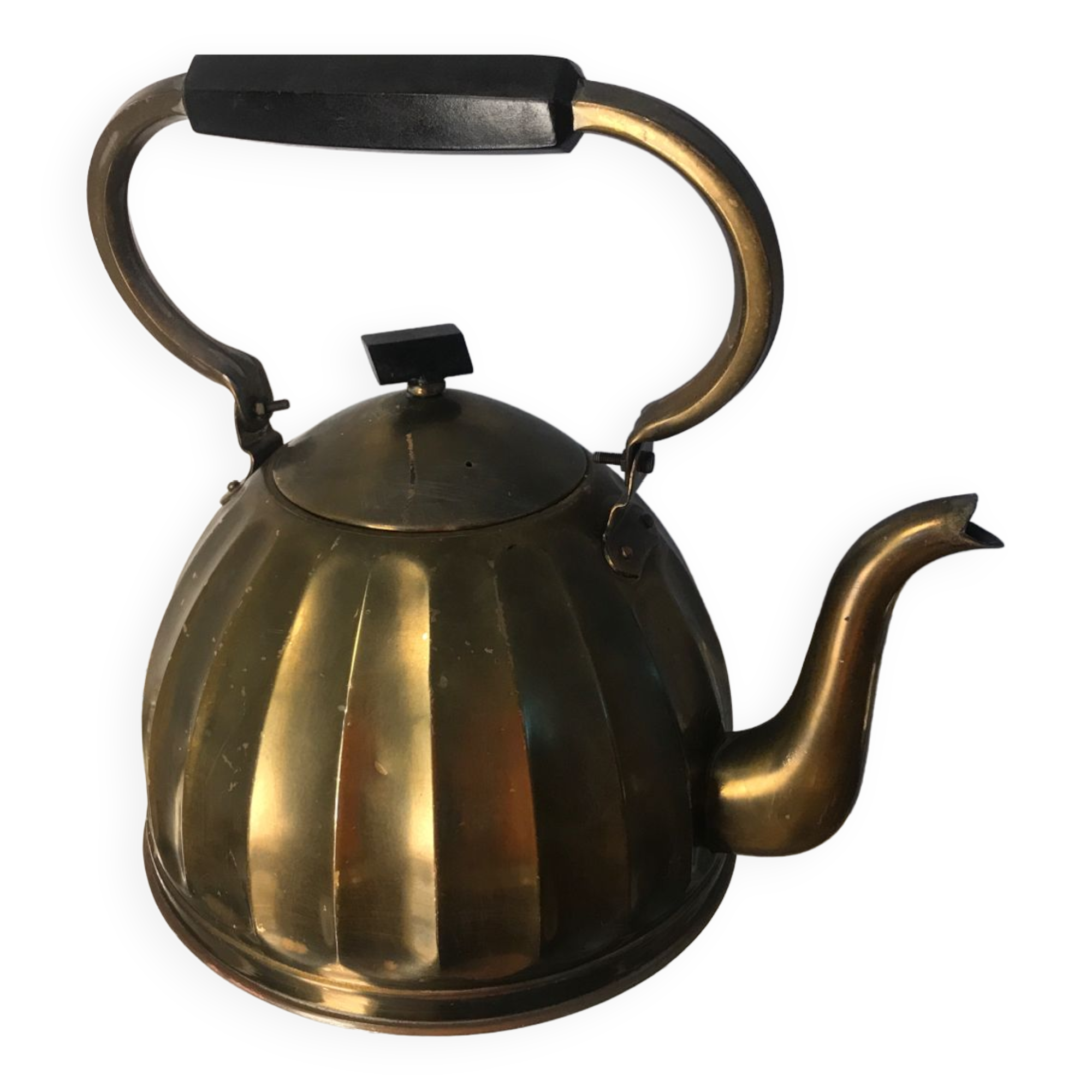1930s kettle in red copper
