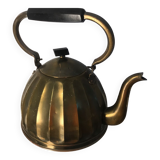 1930s kettle in red copper