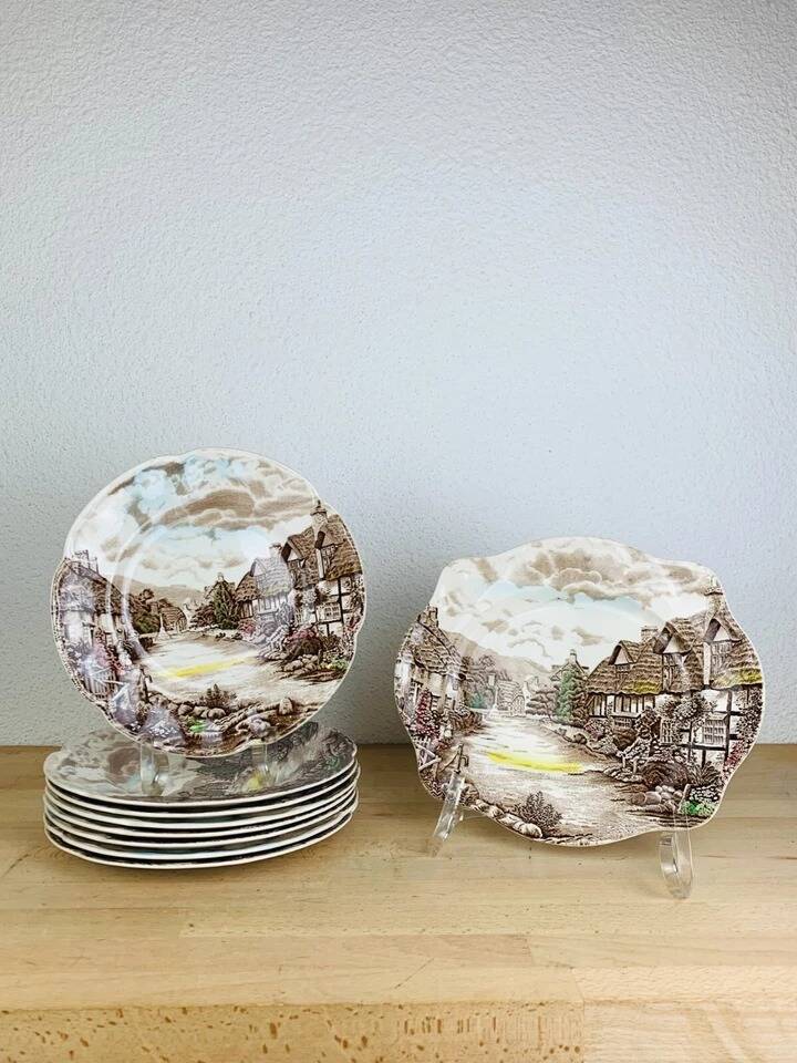 8 plates 1 dish Olde English Countryside Johnson Bros ironstone