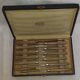 Lot de 12 couteaux manche en corne