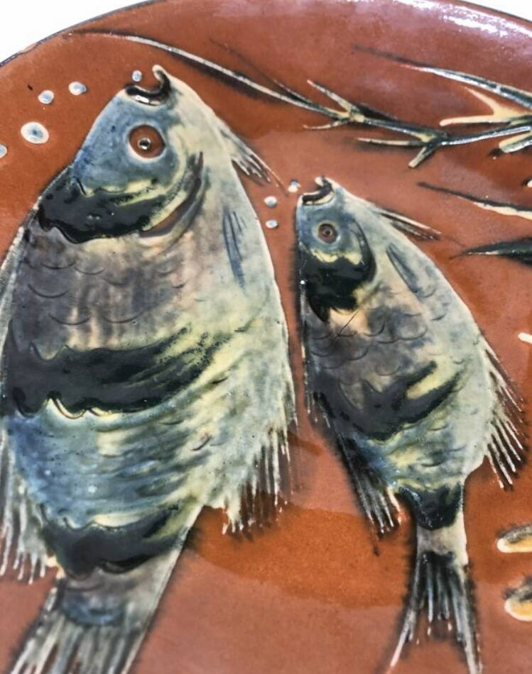 Lluis Puigdemont dish with fish decoration