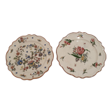 Pair of earthenware plates decorated with flowers
