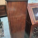 Small showcase Louis Philippe
