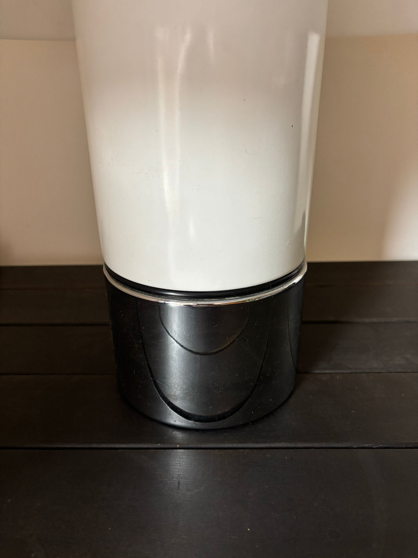 Brumbury lamp, Harvey Guzzini edition