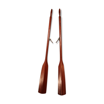 Old pair of oar in solid mahogany