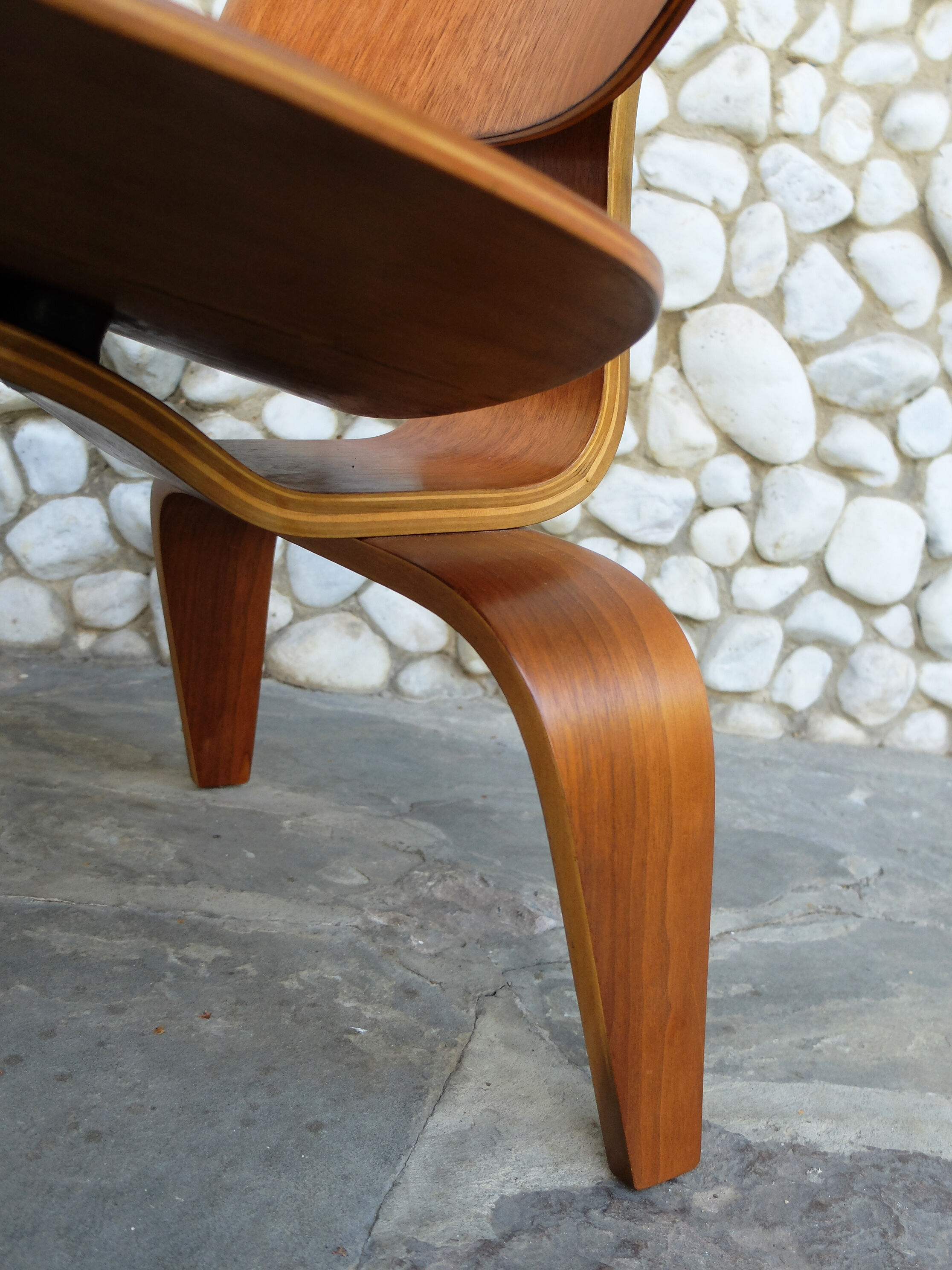 LCW Lounge Chair Walnut by Charles and Ray Eames for Evans / Herman Miller, 1948-49