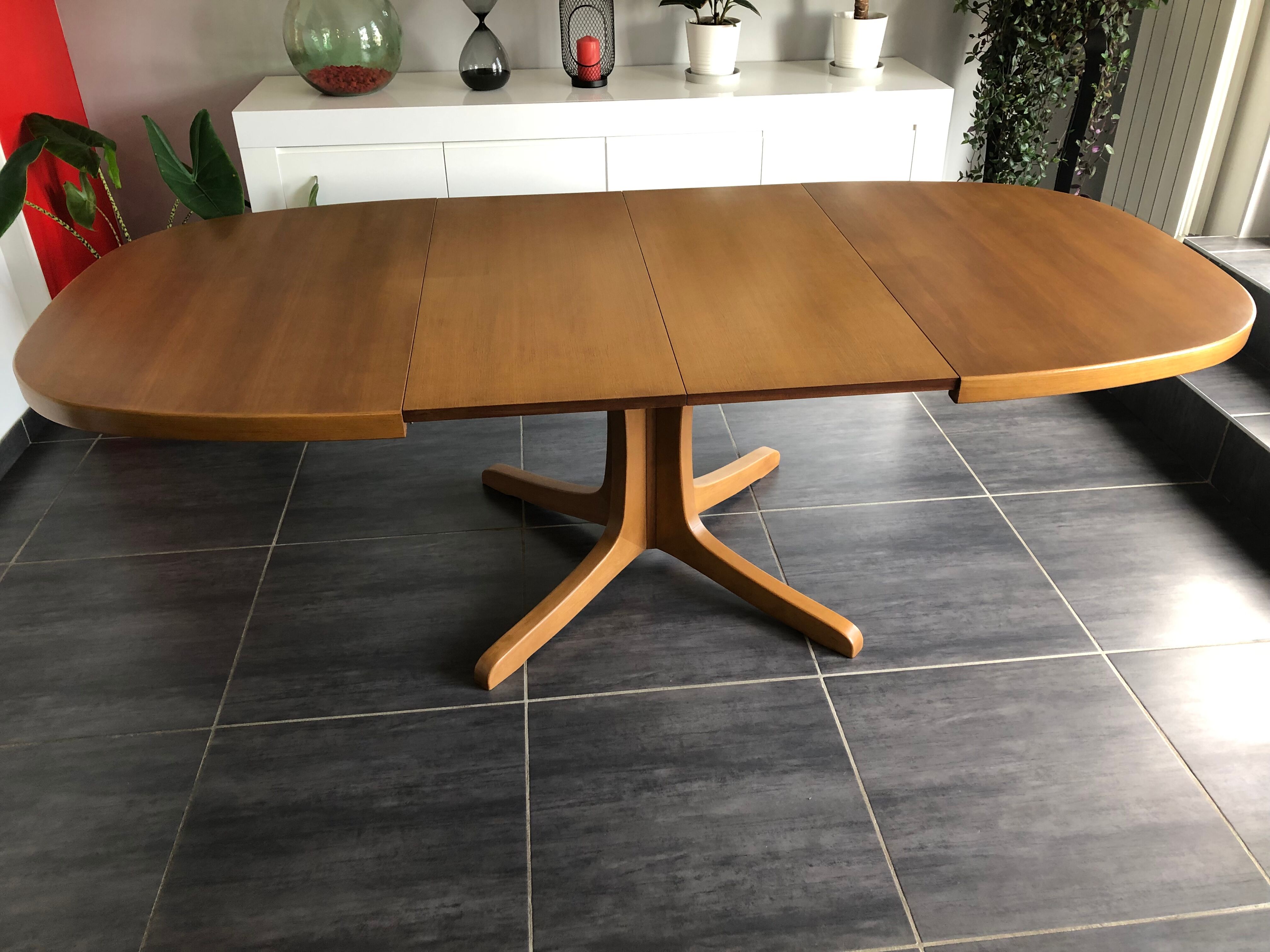 Vintage extendable table Baumann 1970s