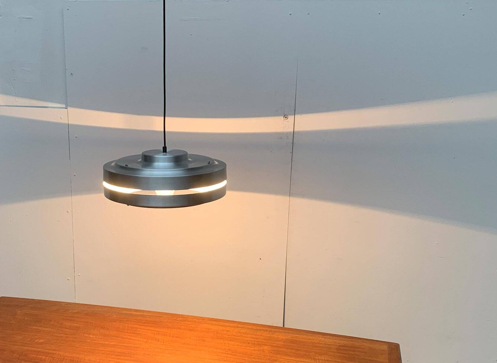 Suspension UFO from the mid-century German space age.