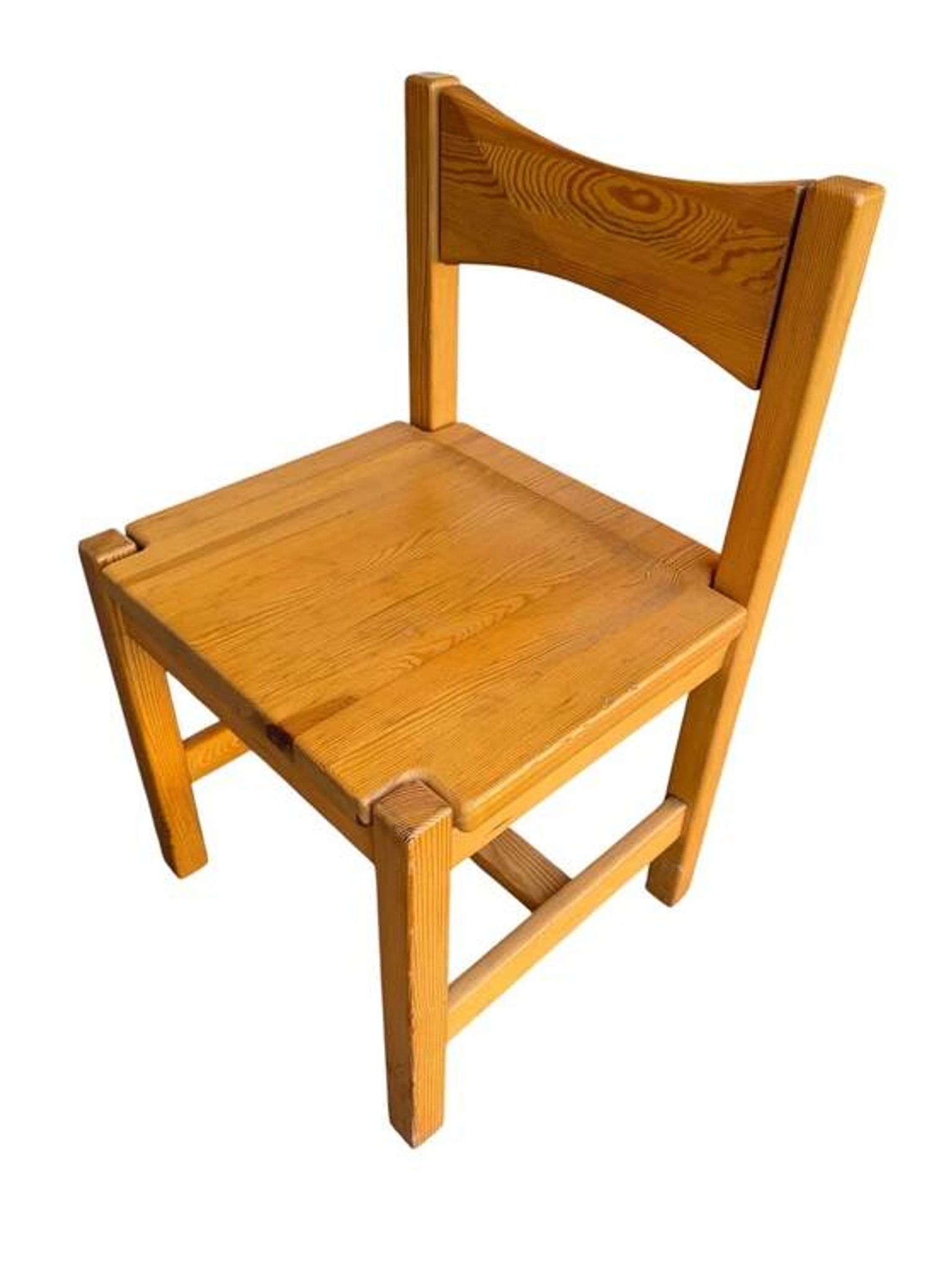 Ilmari Tapiovaara chair in Hongisto pine for Laukaan Puu, Finland, 1960s.