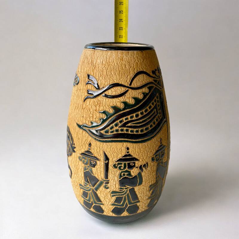 Vintage ceramic art studio vase Dona Saigon Vietnam 1970s