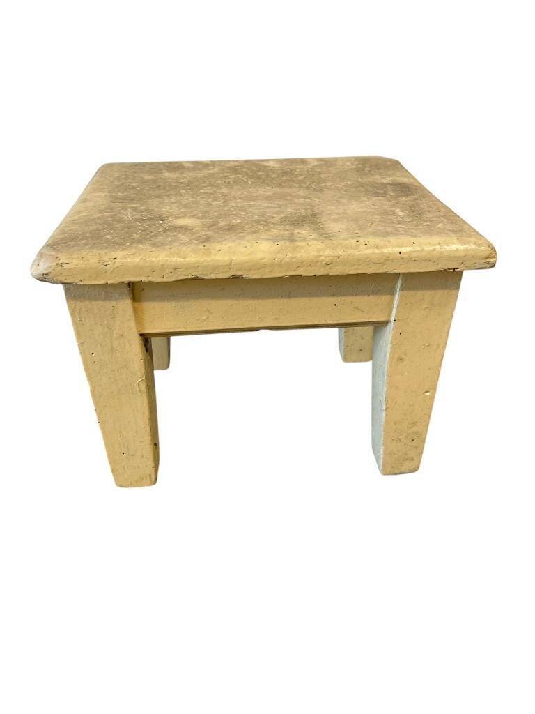 Vintage mini side table / plant table