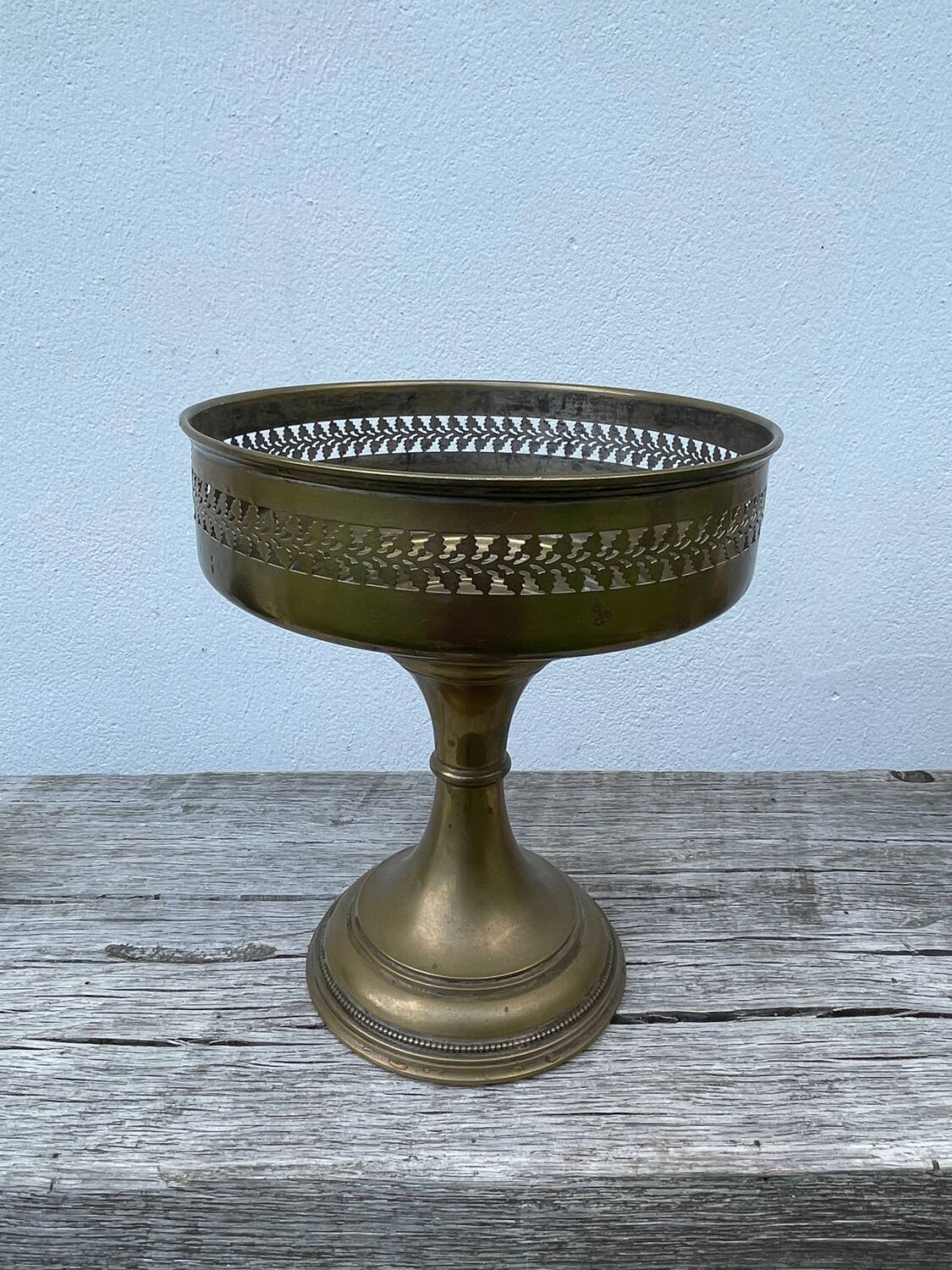 Vintage gilded footed bowl