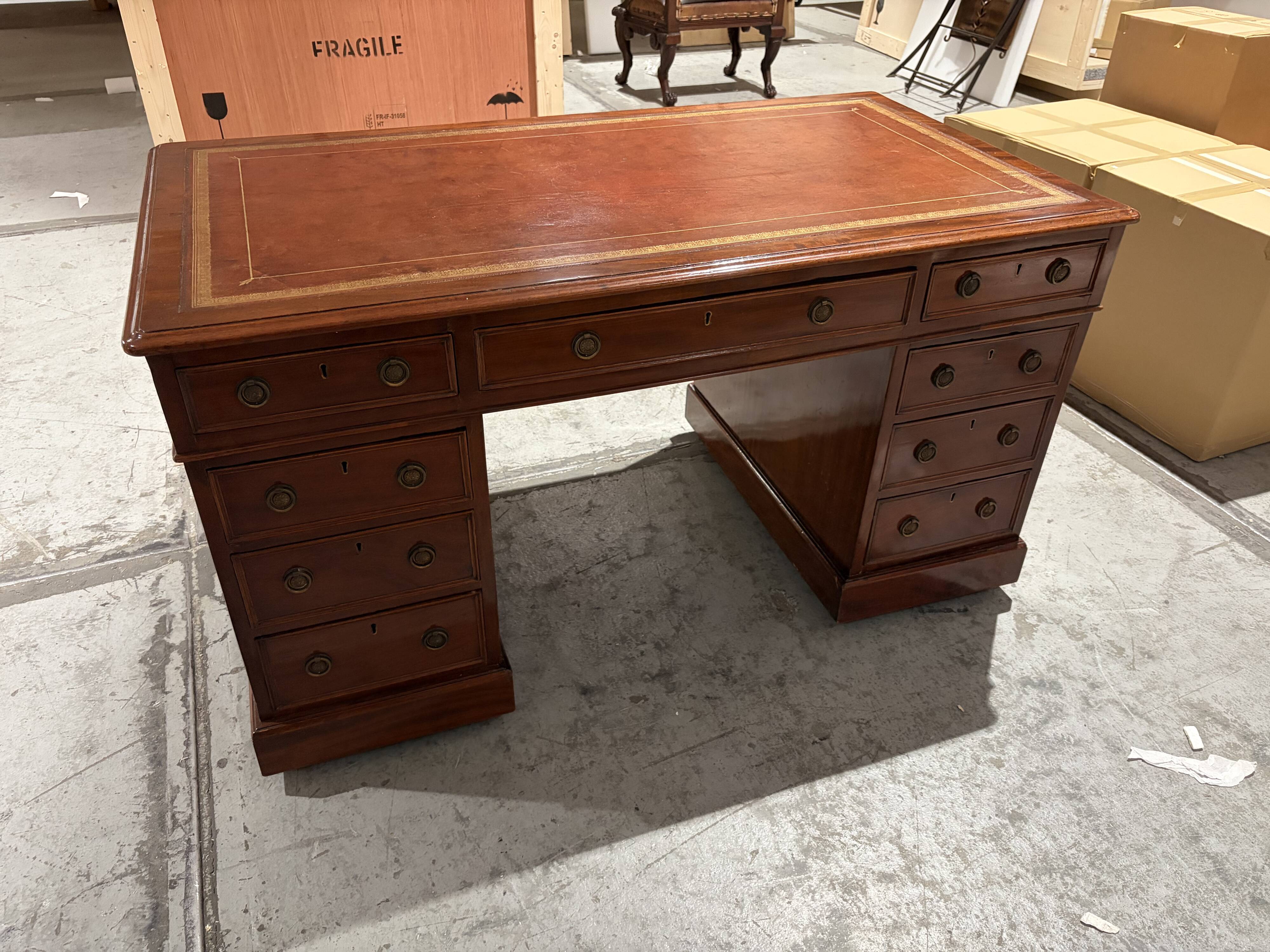 English desk 19th century