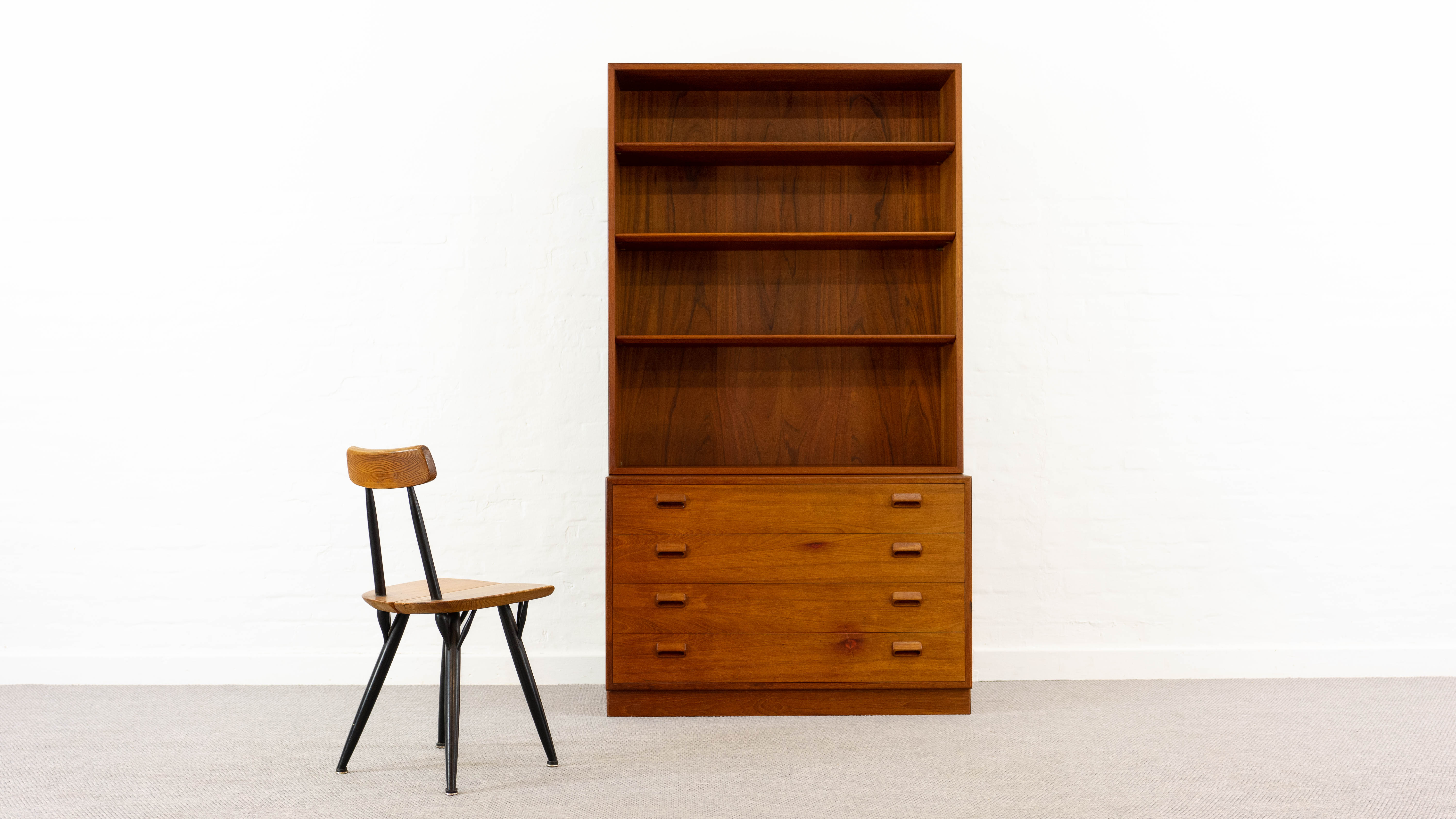 Borge Mogensen teak bookcase for Soborg Mobelfabrik, 1960s