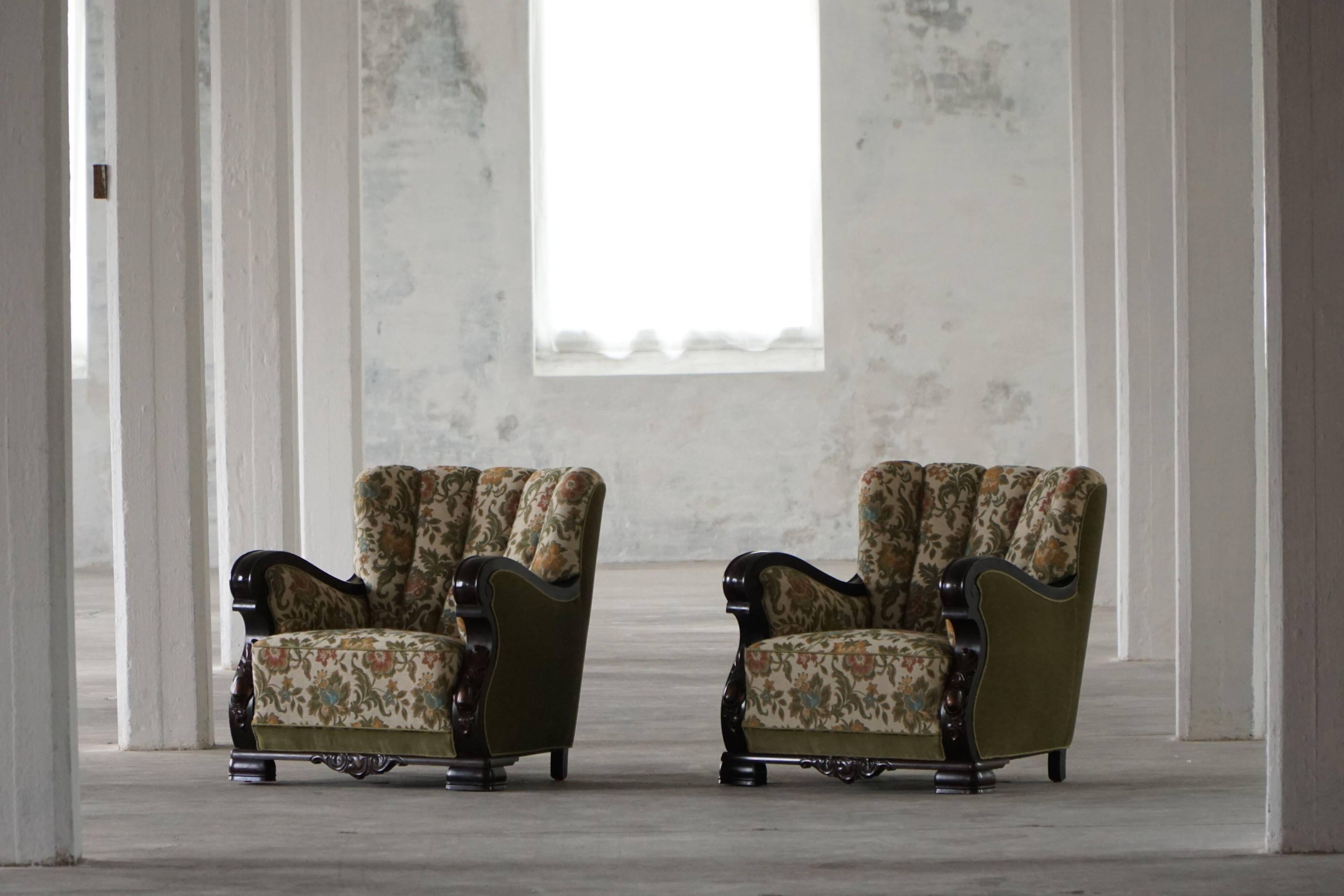 Pair of Danish Art Nouveau armchairs in embroidered floral velvet, 1920s.