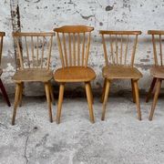 Série Lot de 7 anciennes chaises bistrot