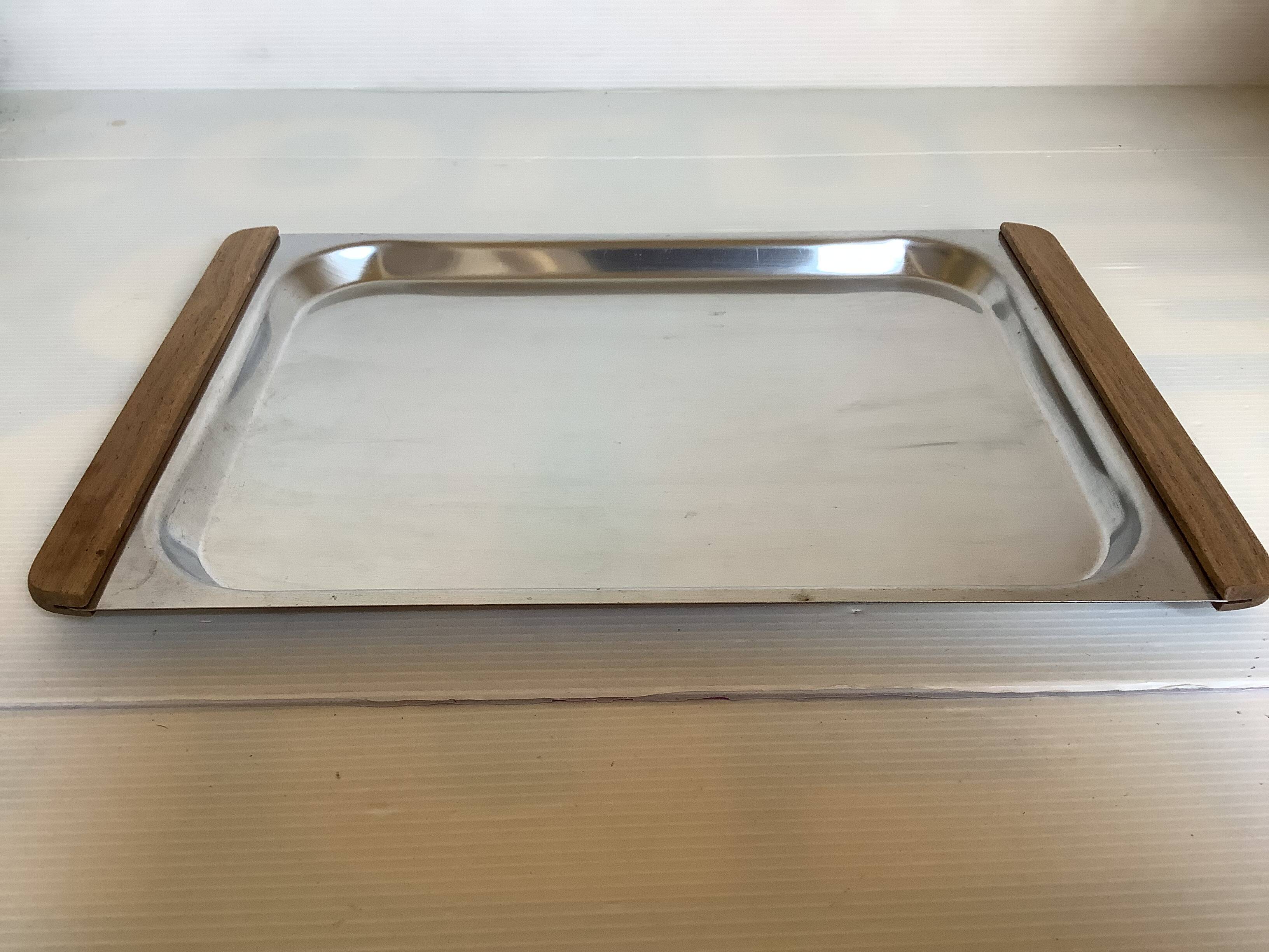Plat, plateau en bois et métal style scandinave