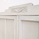 Armoire parisienne