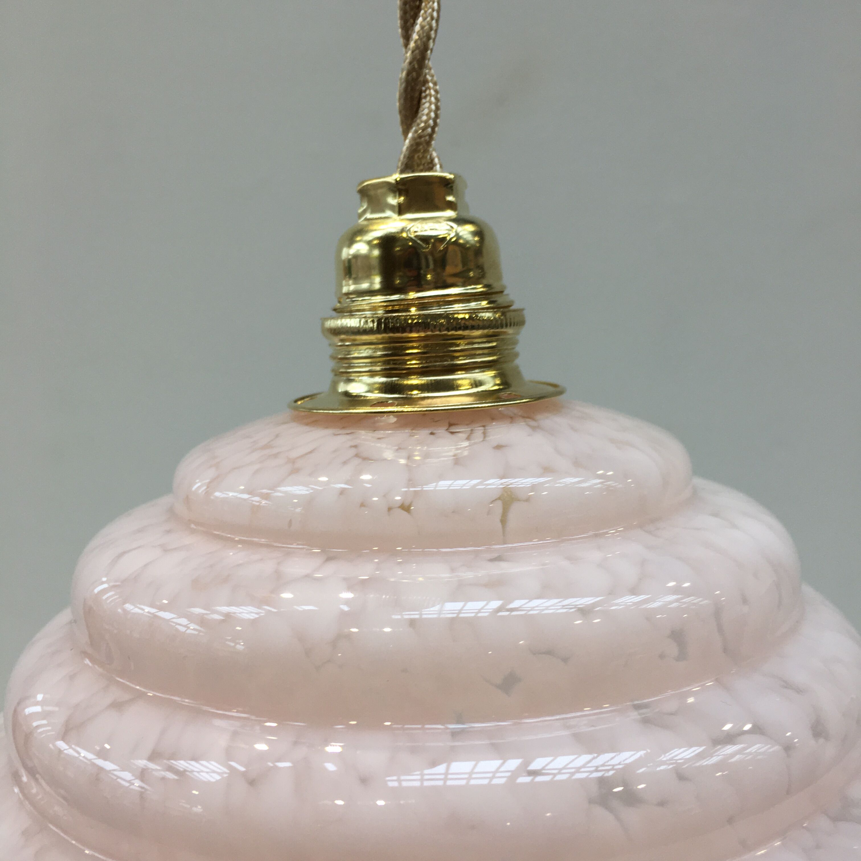 Art Deco pendant lamp in pink Clichy glass