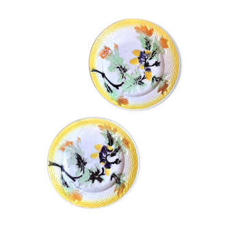 Lot of 2 dessert plates in vintage 1920s dab, oak leaf and tassel pattern