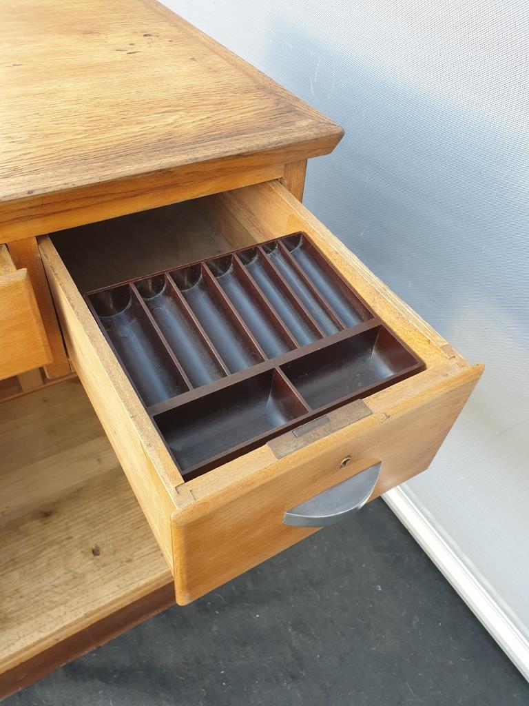 1950's store checkout counter with Bakelite mint