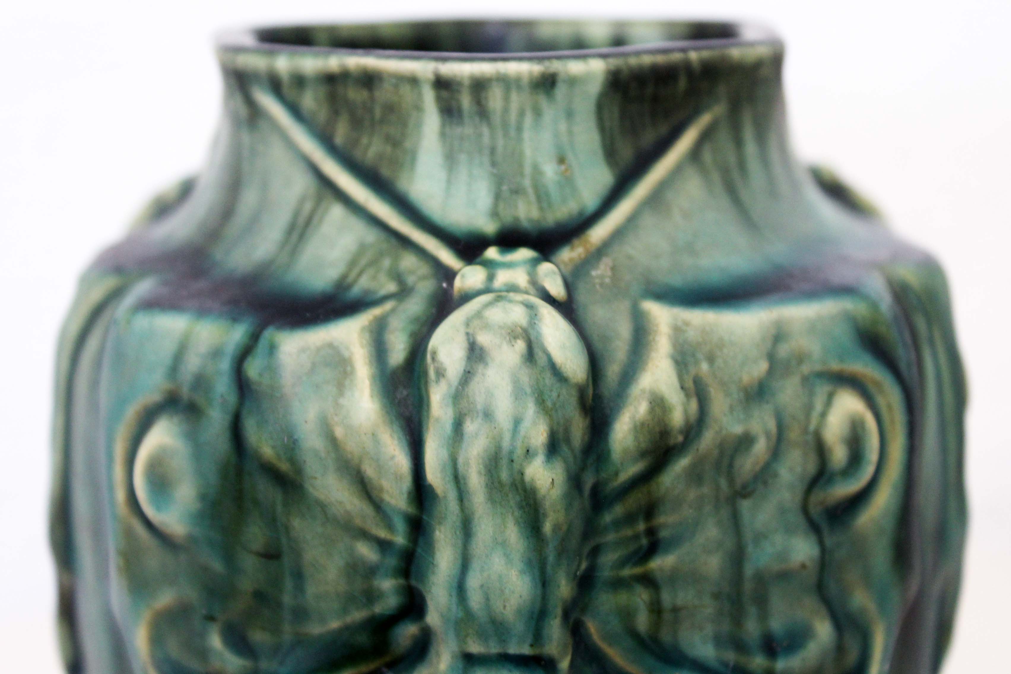 Vase par Eugène Baudin potterie de Monaco XIXème