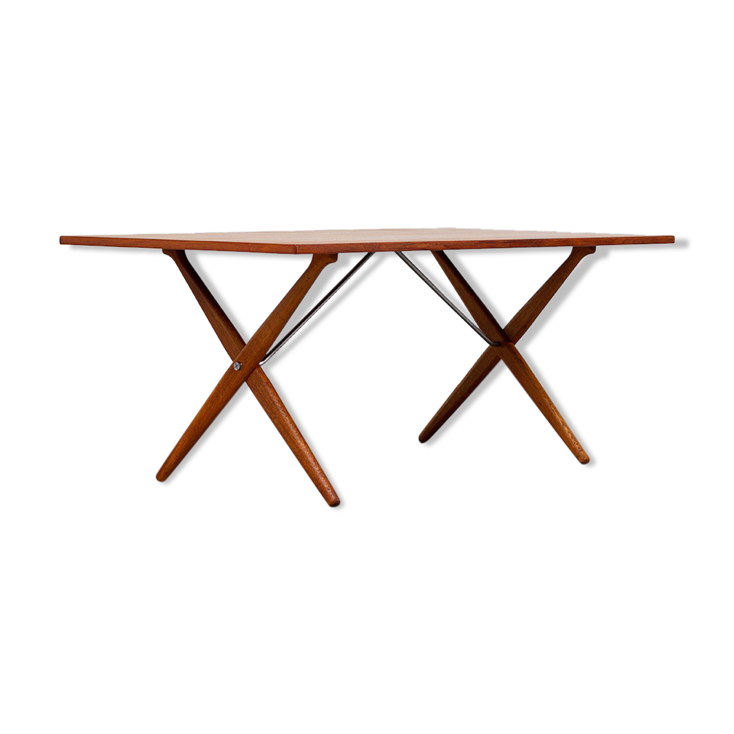 Dining table AT-303 Designed by Hans Wegner in 1955 Andreas Tuck