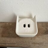 Earthenware soap dish