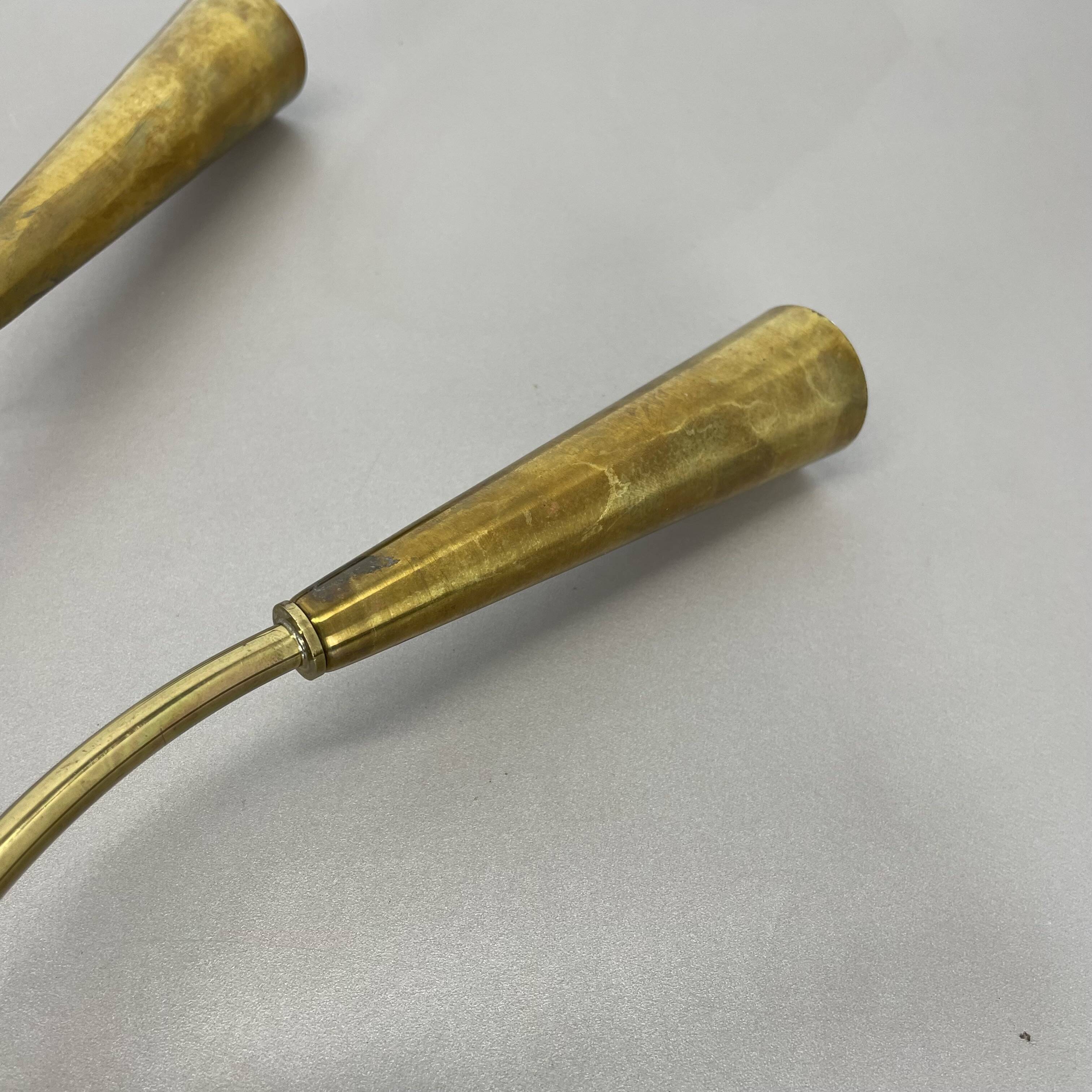 rare minimalist 53cm Brass Stilnovo Style Theatre Wall Light Sconce, Italy 1950s