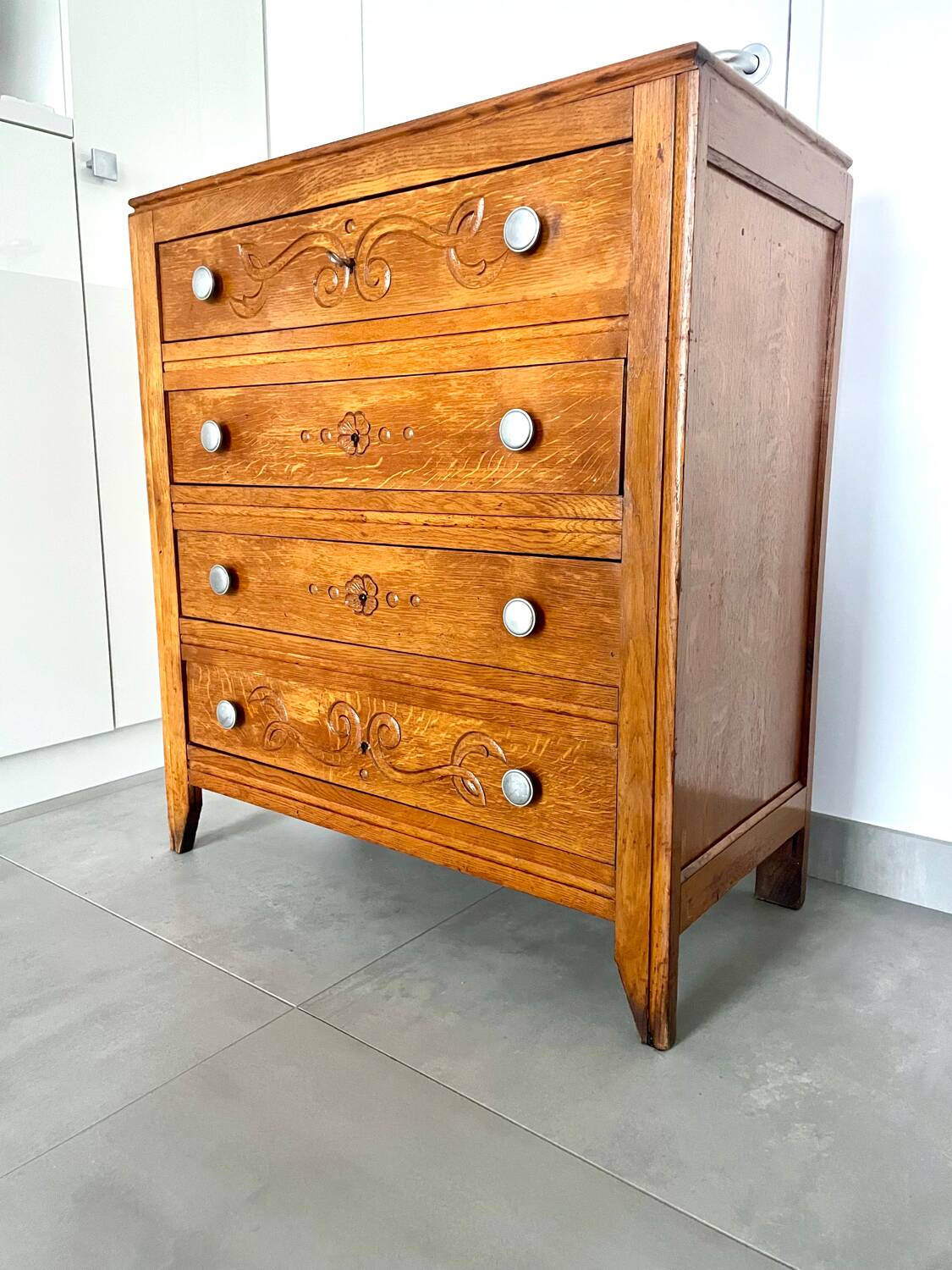 Vintage oak chest of drawers with 4 drawers, 1950s