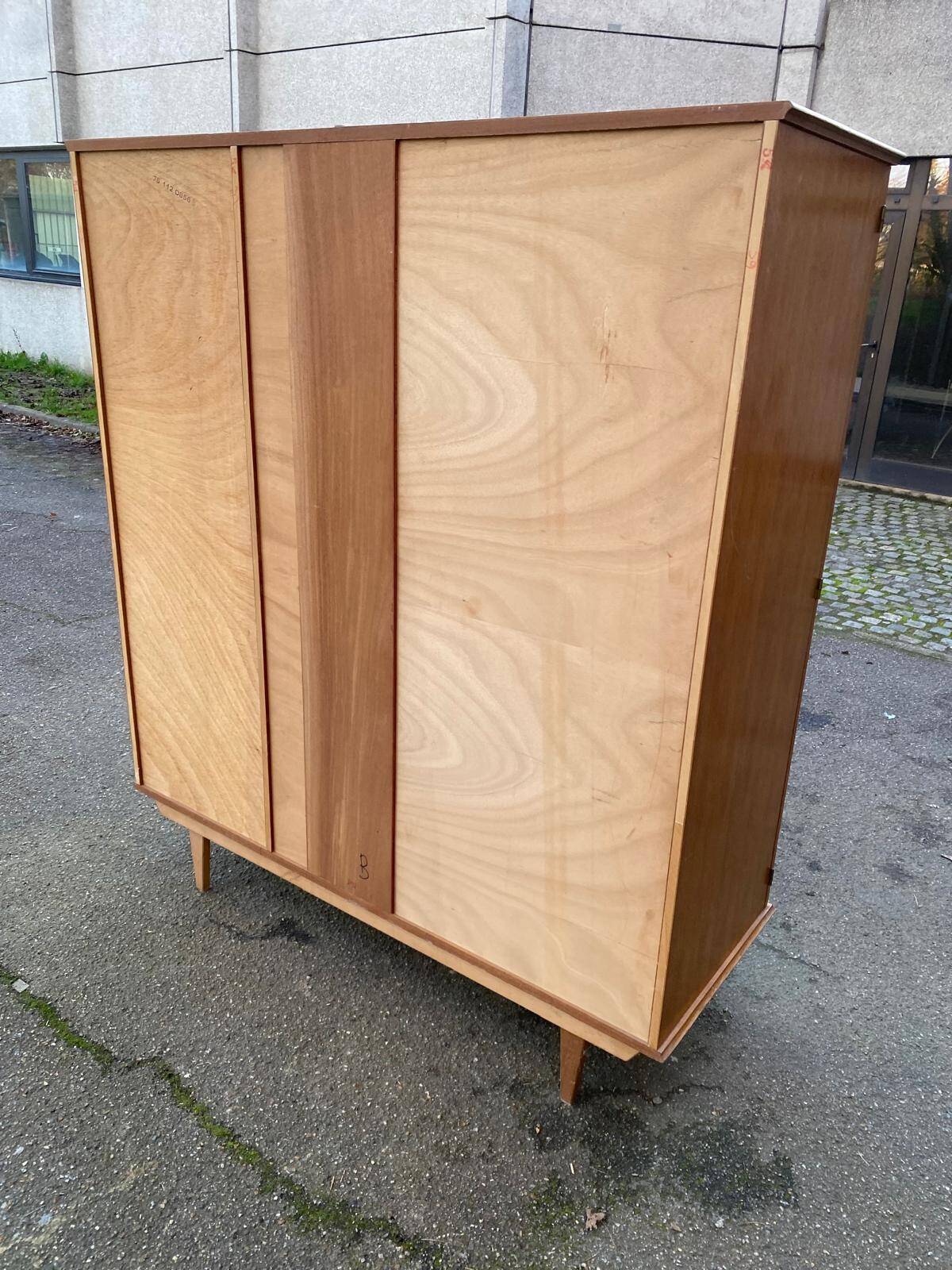 Scandinavian 3-door oak wardrobe from the 1960s, 155cm.