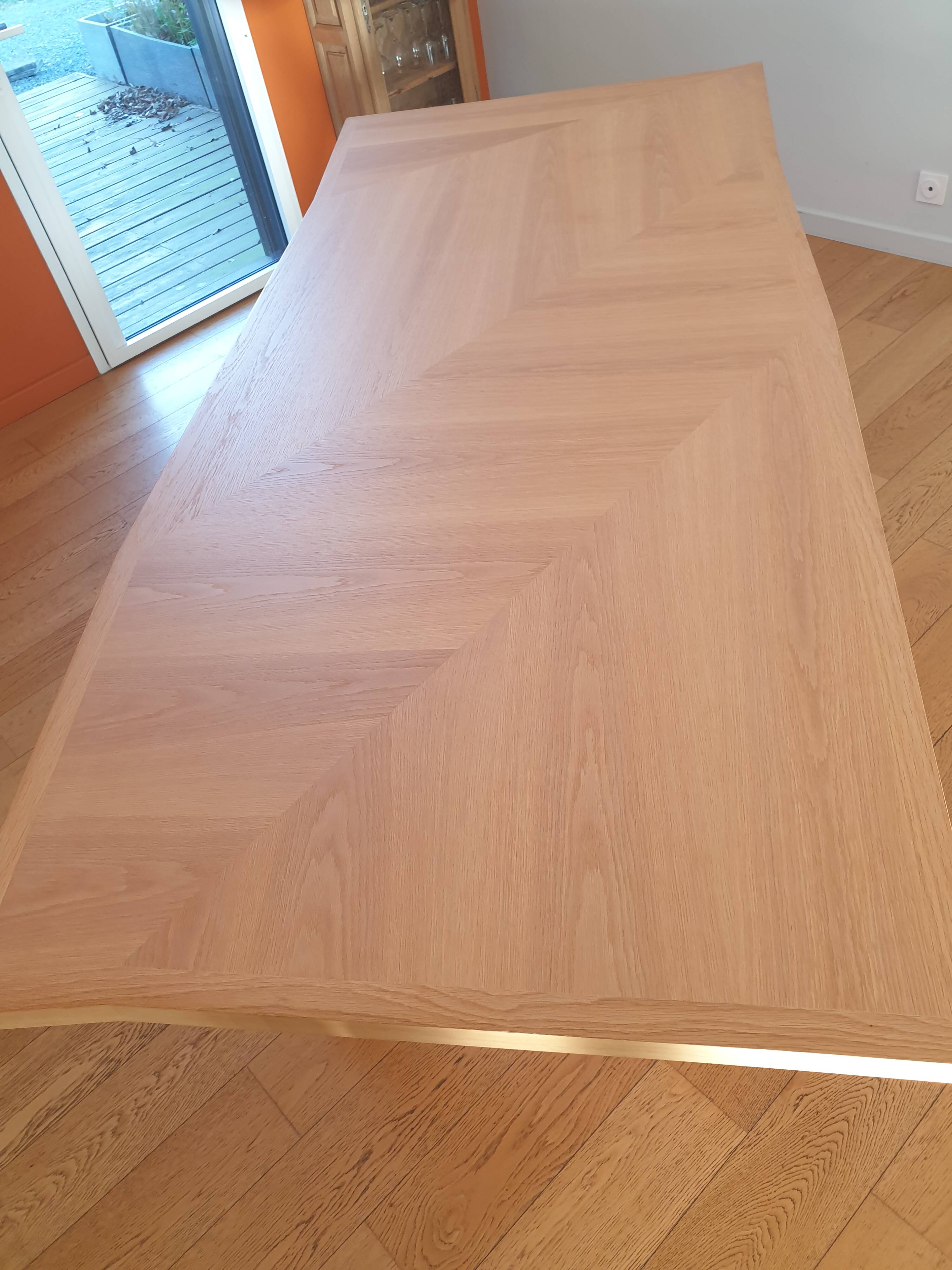 Roche Bobois table