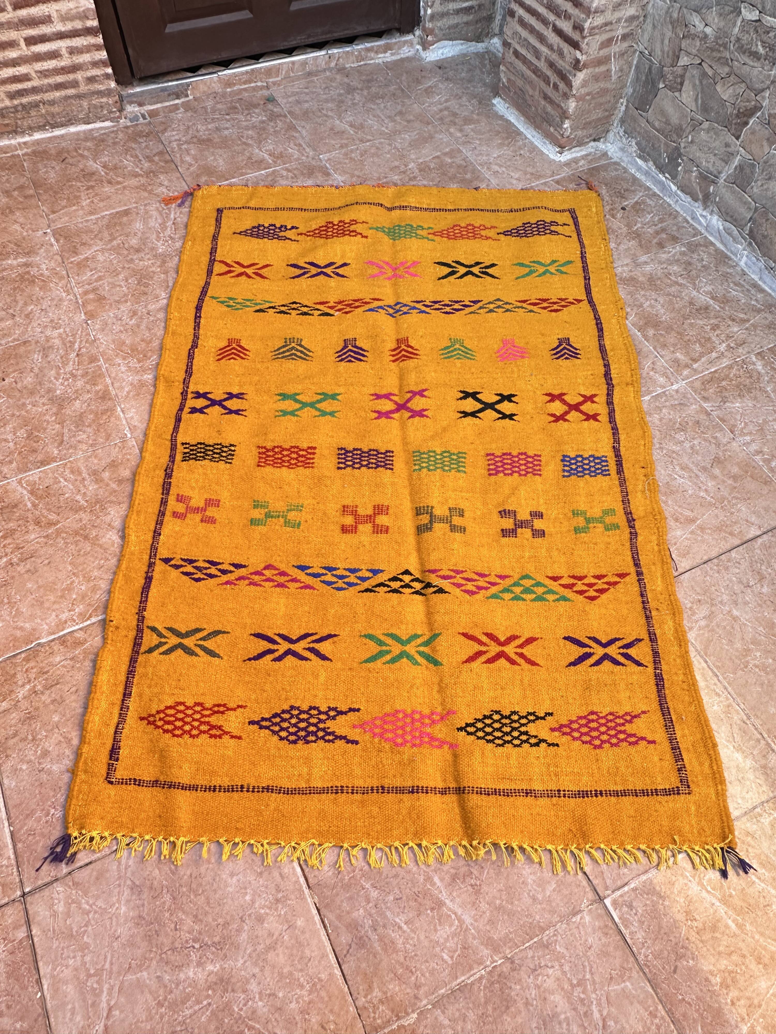 Handmade wool Berber rug – Colourful bohemian Moroccan kilim