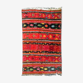 Tapis berbère sud tunisien brodé 160,5x99,5cm