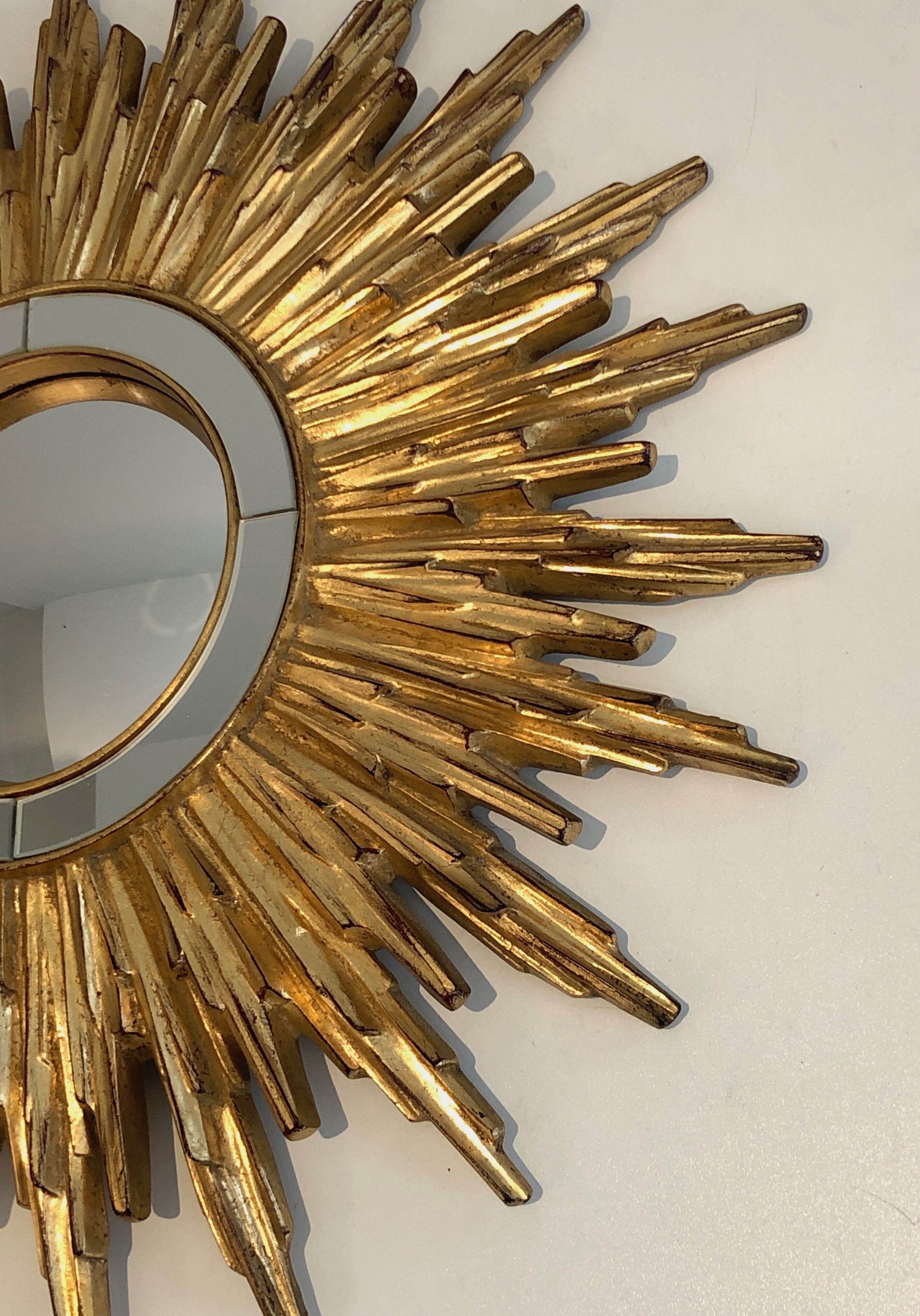 Sun mirror in golden resin 50cm