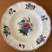 6  grandes assiettes creuses anciennes en faïence de Sarreguemines