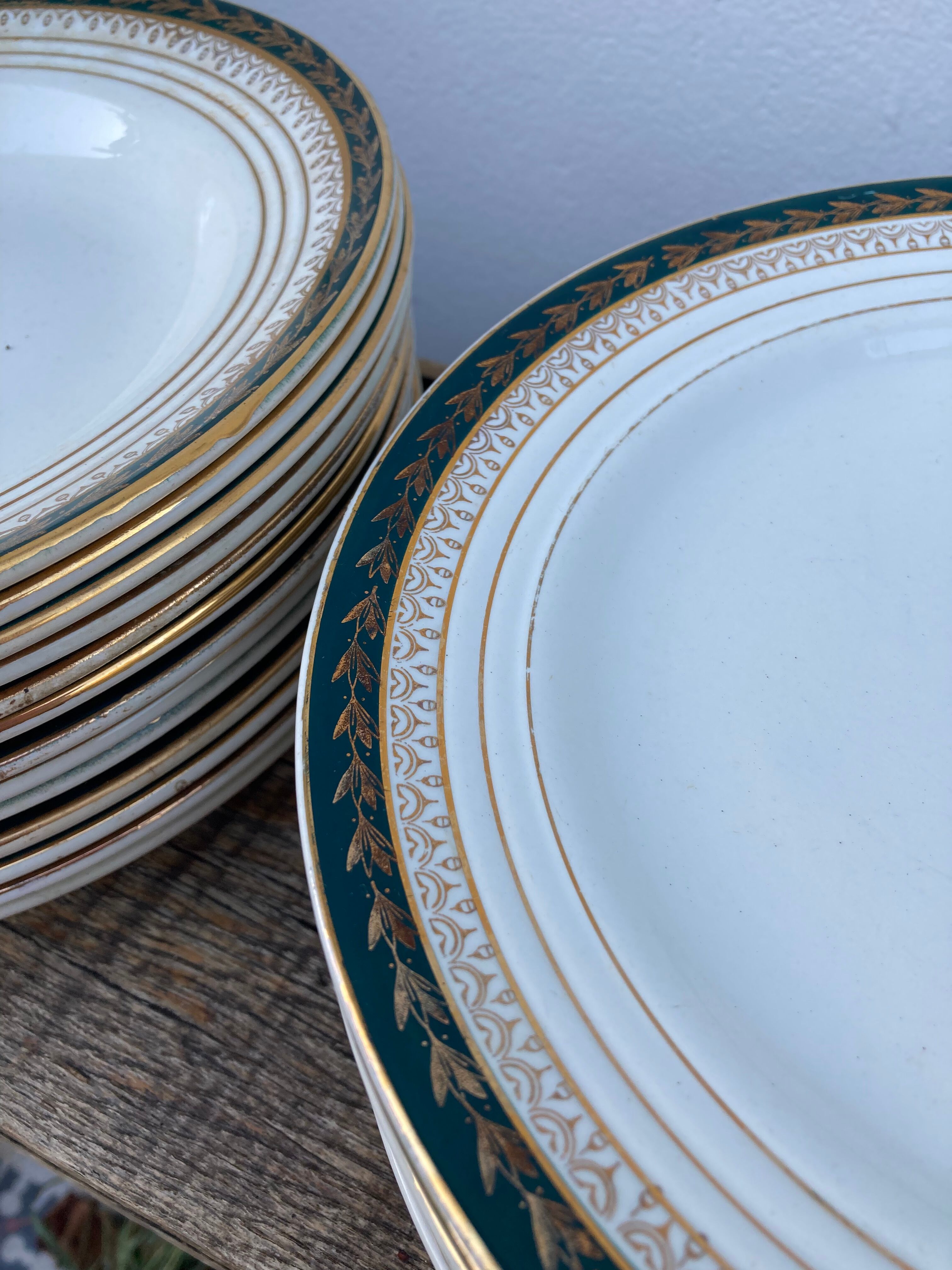 Plates for 14 people Céranord Saint Amand green and golden including hollows and plates