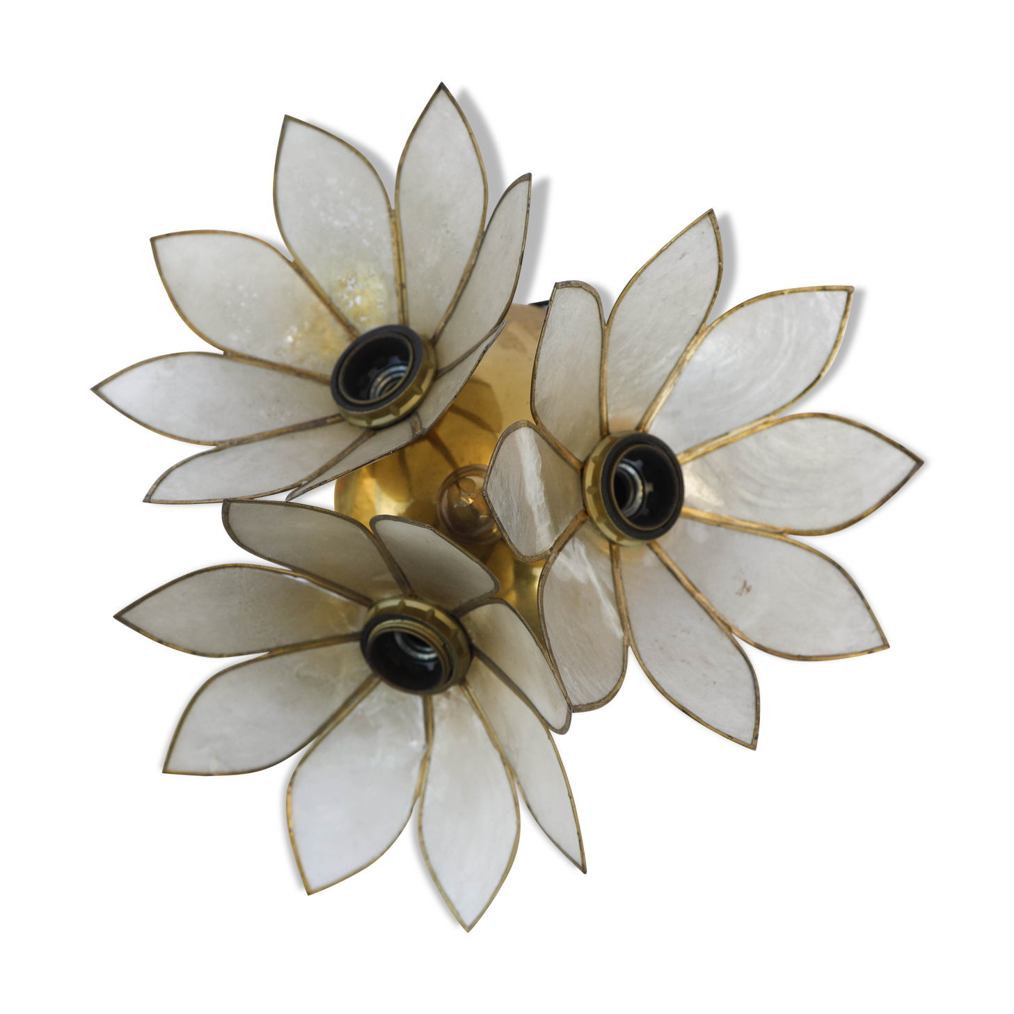 Sconce or cap brass gilded mother-of-pearl flowers