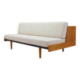 Canapé en chêne, design danois, années 1960, designer : Hans J. Wegner, fabricant : Get