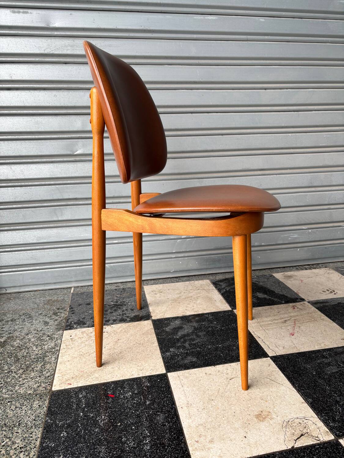 Series of 8 Pegase chairs by Baumann