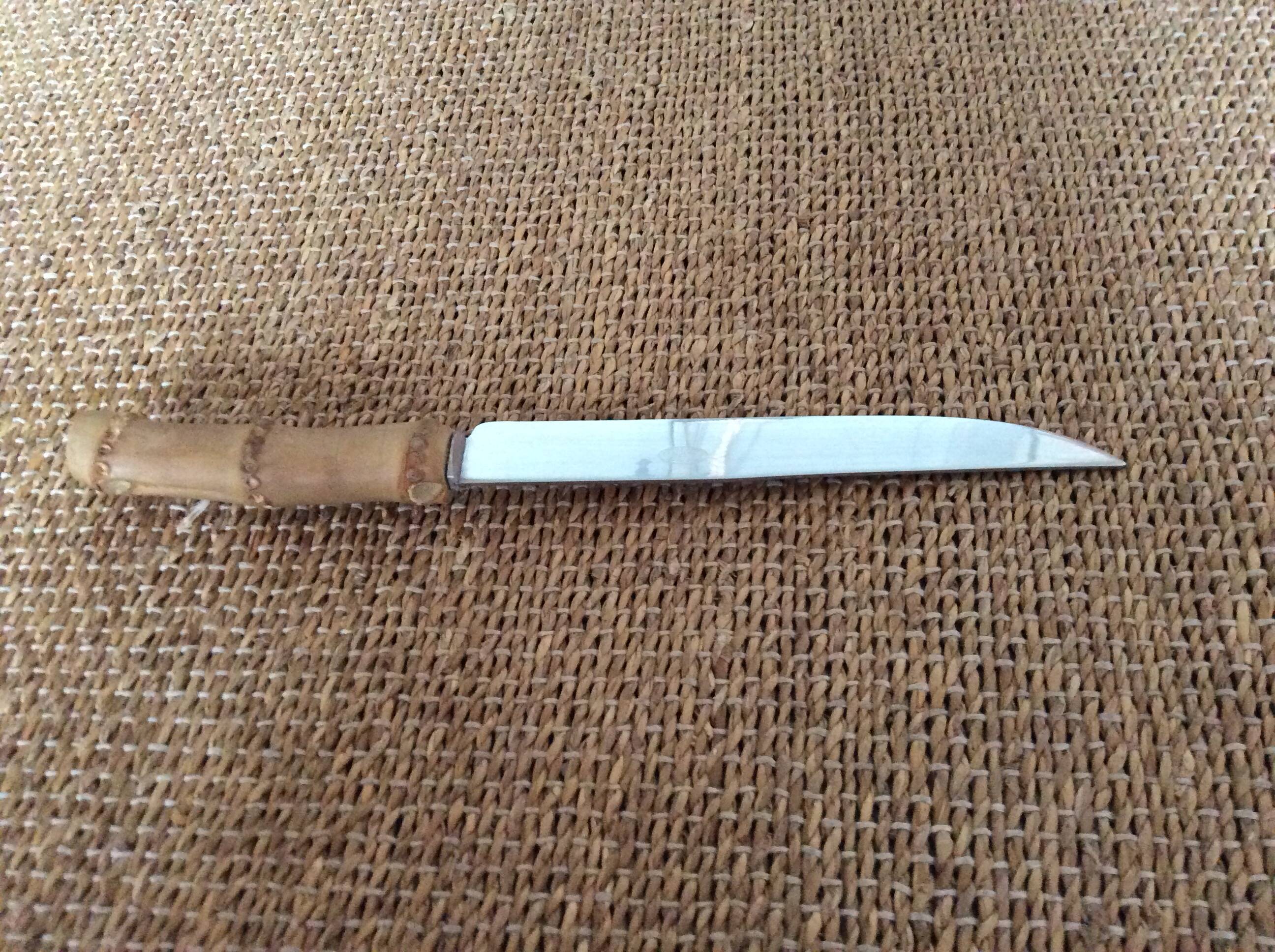 Bamboo bread knife